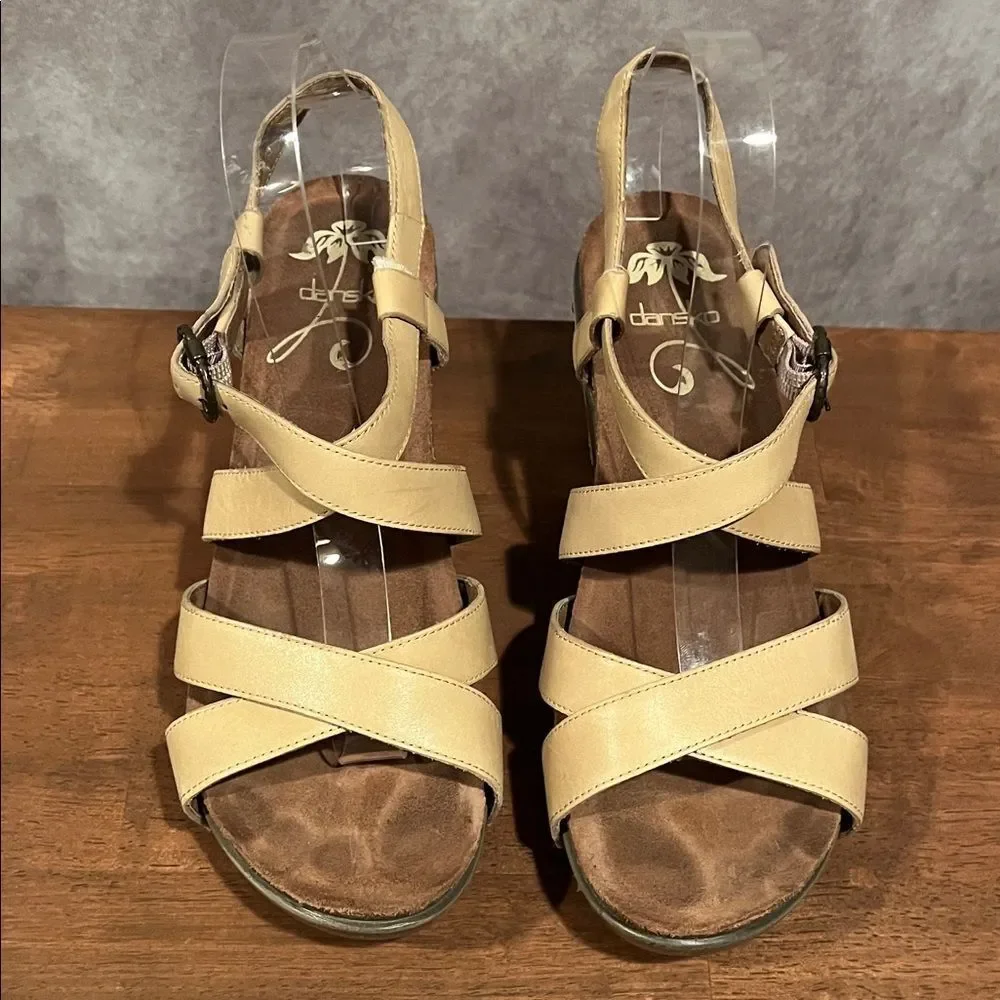 Dansko Tan Wedge Platform Sandals size 40 / 9.5-10
